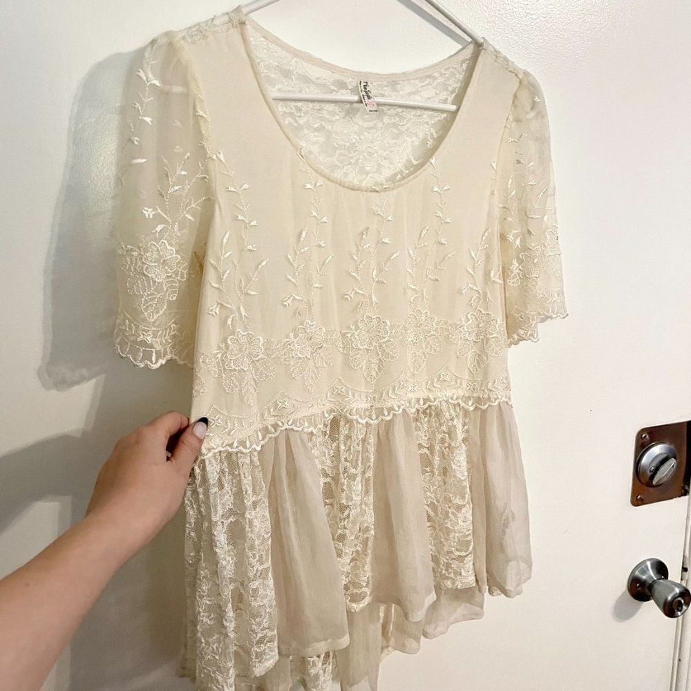 Free People Unique Bohemian Vintage Ivory Lace Top (XS)